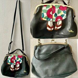 Mis Zapatos 2Way Kiss Lock Shoulder Bag Zori Sandal Embroidery